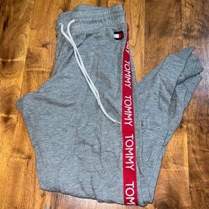 Tommy Hilfiger joggers